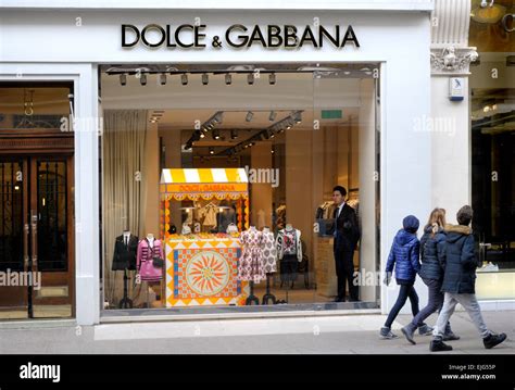 dolce gabbana outlet uk|dolce e gabbana saldi.